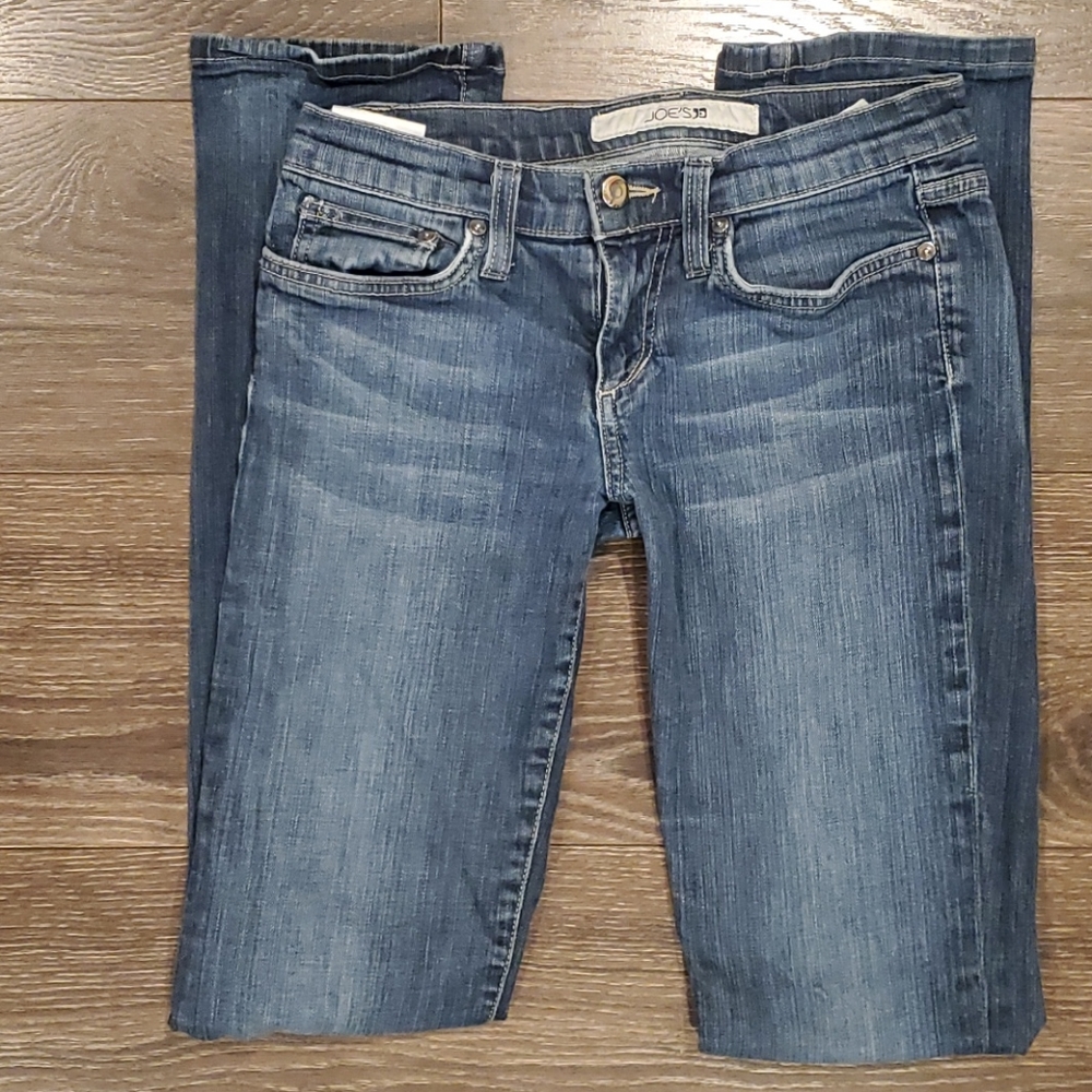 Joe's Jeans Straight Leg Women’s Jeans in Medium Blue Wash